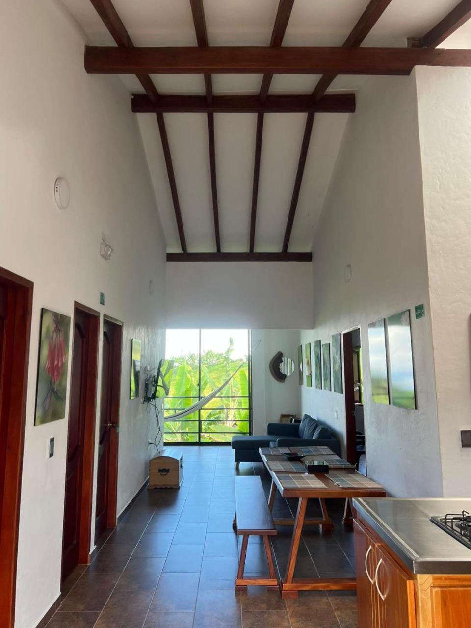 Campo Bonito Villa Jericoc  Bilik gambar